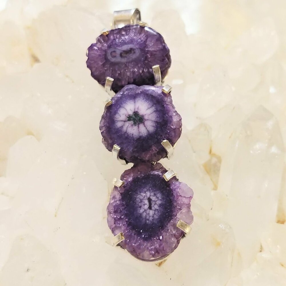 NWOT Dramatic Purple Solar Quartz Slice Stack Pendant 925 Sterling Overlay - Picture 4 of 10